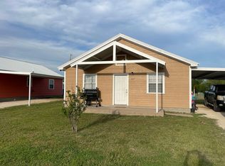425 Sparrow Ln, Clyde, TX 79510