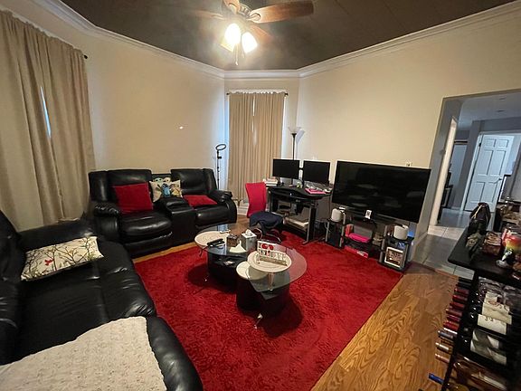 3rd image of 5732 N Kenmore Ave APT 1