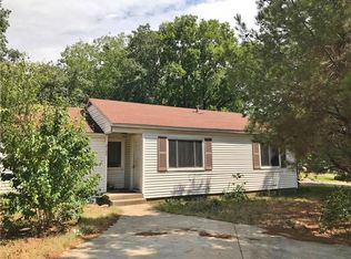 2100 Evergreen St, Garland, TX 75041