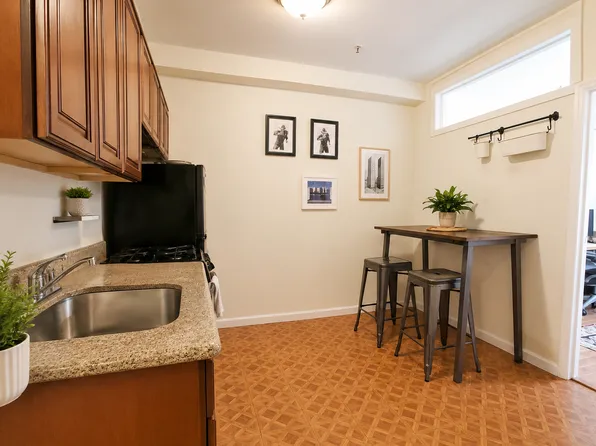 813 Dekalb Ave APT 2F, Brooklyn, NY 11221