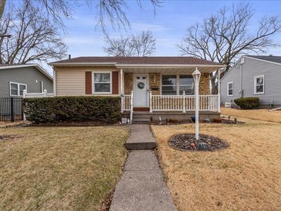 2538 Bellevue Ave, Bettendorf, IA, 52722
