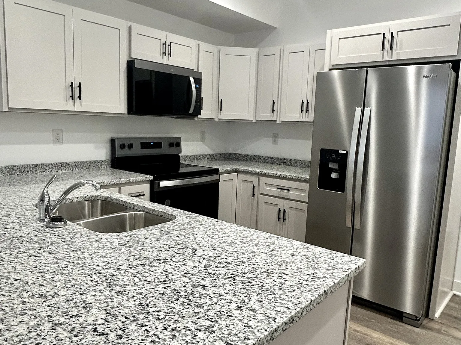 703 East Mount Vernon Street - F — Photo 3