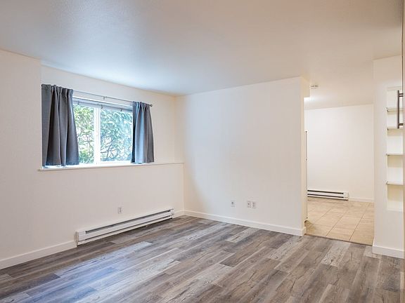 2nd image of 3626 14th Ave W APT B1