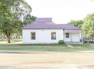 223 E Marion St, Edna, KS 67342
