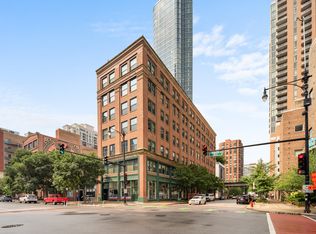 900 S Wabash Ave APT 404, Chicago, IL 60605
