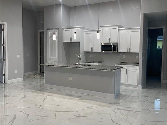 5th image of 1403 Sunniland Blvd