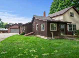 323 E 3rd St, Byron, IL 61010