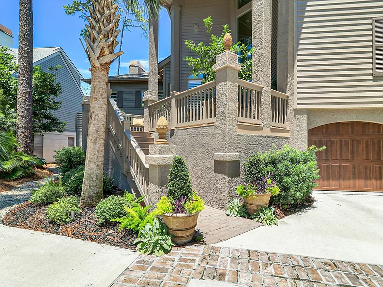 25 Spartina Cres — Photo 8