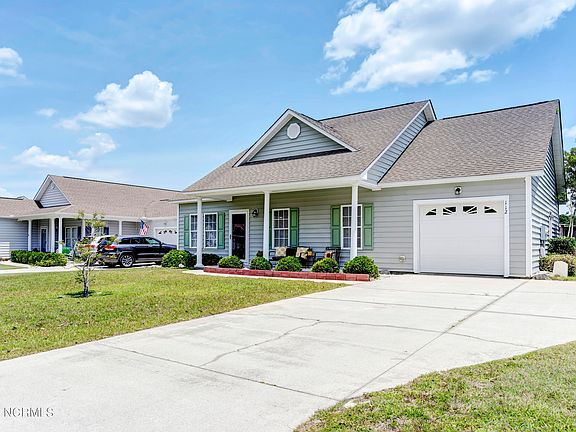 3rd image of 112 N Palm Drive