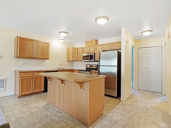5th image of 10312 140th St Ct E Unit 44