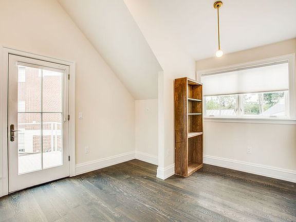 4th image of 718 William St