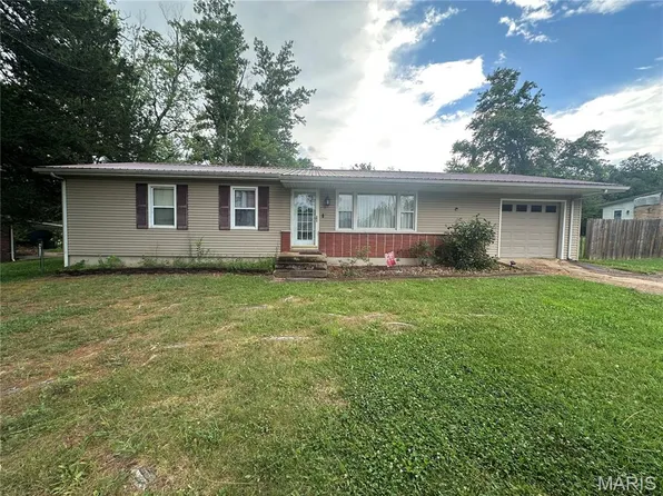 128 Pine St, Ironton, MO 63650