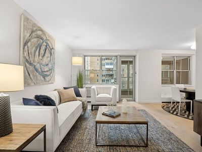 303 W 66th St APT 6BW, New York, NY, 10023