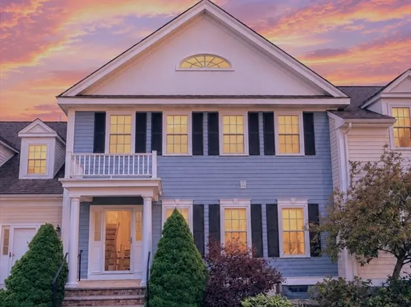 45 Meetinghouse Rd #45, Norfolk, MA 02056