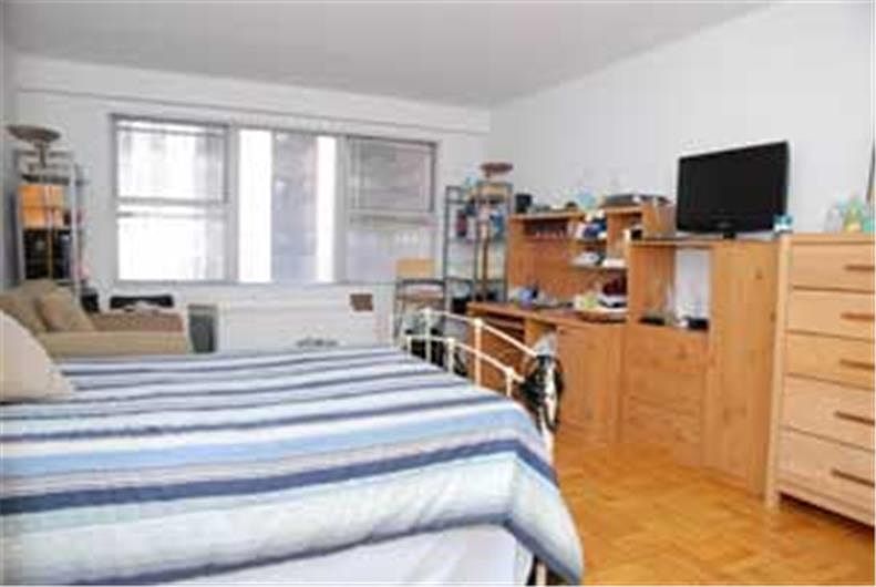1st image of 155 E 34th St APT 8C