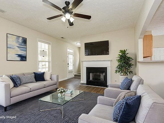 4th image of 3057 Heatherbrook Trce