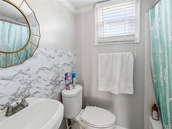 4th image of 10906 Bluebell Dr