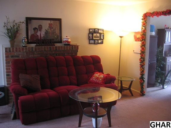 2nd image of 416 Dogwood Ct