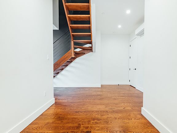 3rd image of 681 Franklin Ave #3