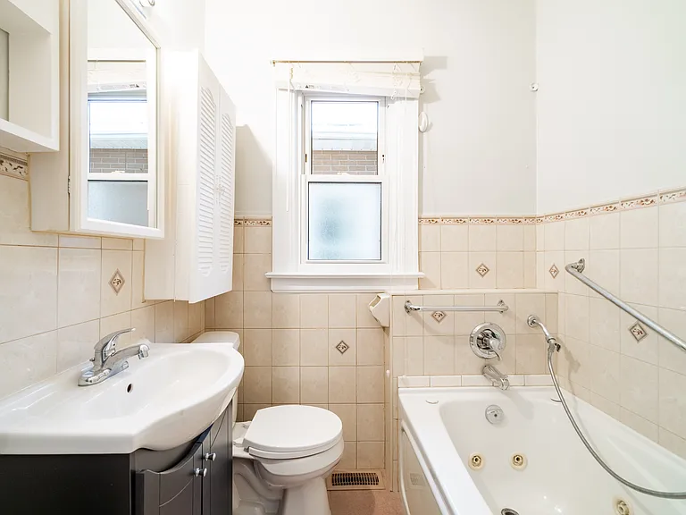 415 Grove Ave — Photo 9