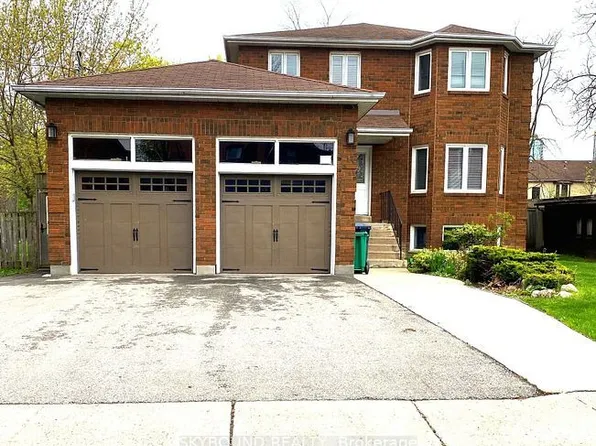 17 Ellen St, Brampton, ON L6V 1J7