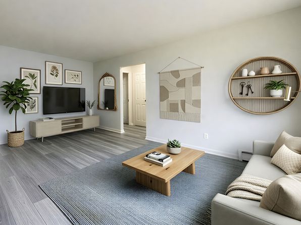 49 W Hazelwood Ave APT B3