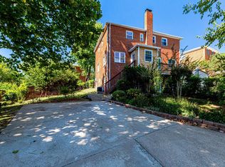 3115 S Fox St, Arlington, VA 22202
