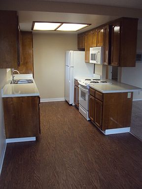 4th image of 4444 Highland Ave APT 3