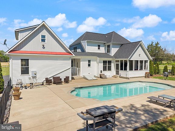 3rd image of 11001 King Fletcher Ct