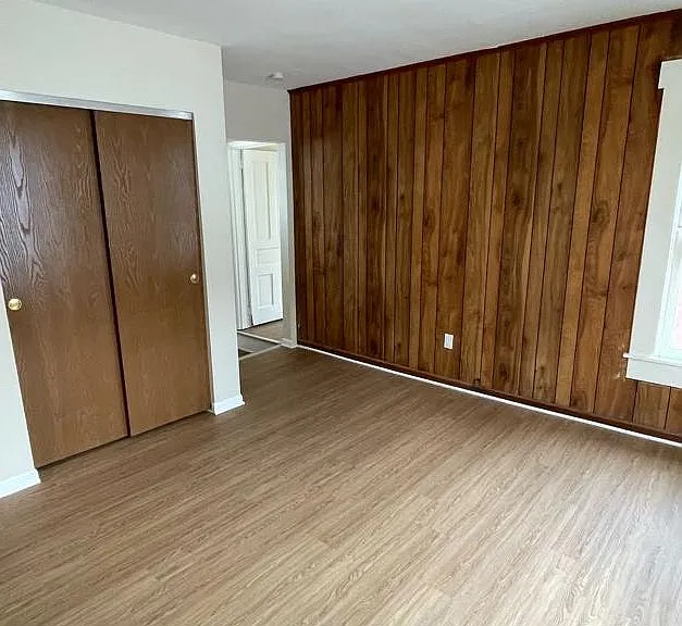 822 E Sycamore St — Photo 13