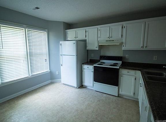 5th image of 7535 Claymont Dr