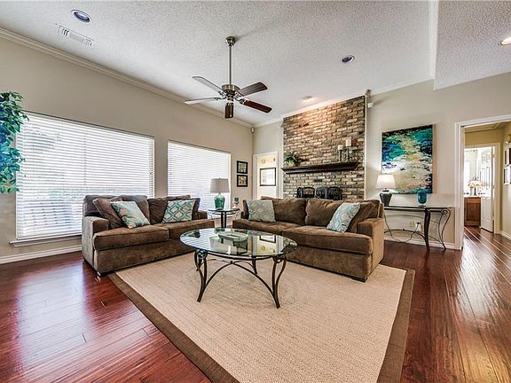 5th image of 1505 Cobblestone Dr