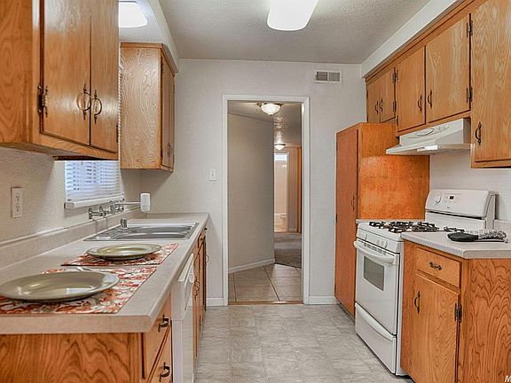 5th image of 5507 San Juan Ave