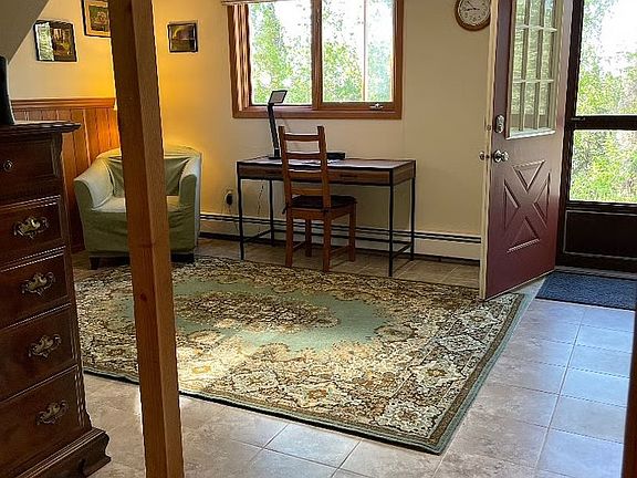4th image of 33125 Rensselaer Ln