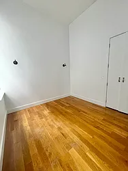 Rented by MADEHOME