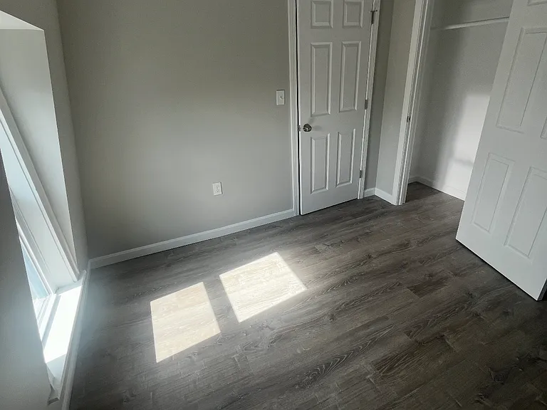 46 Linden St #3 — Photo 6