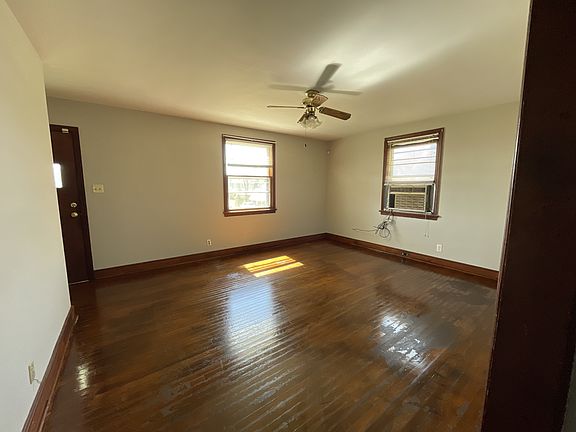 2nd image of 145 Wells Rd