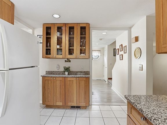 3rd image of 26 Valley Rd Unit 26