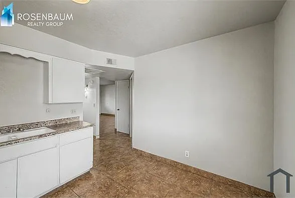 1746 E 6th Ave — Photo 11