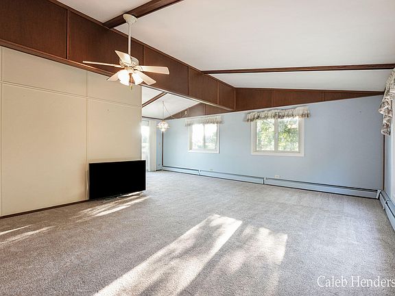 5th image of 4180 60th St