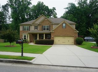 30 Village Green Ct, Lilburn, GA 30047