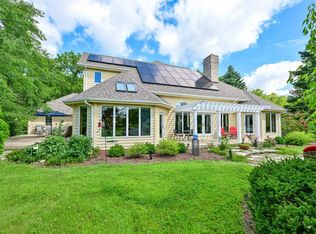 4431 Hampshire Hl, Waterford, WI 53185