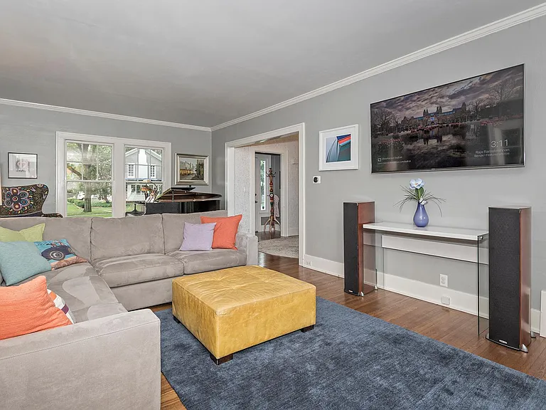 121 Cherry St — Photo 16