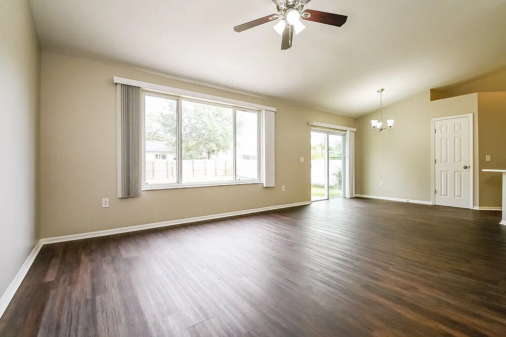 4 bed, 2.0 bath, 1775 sqft, $2,445 — Photo 4