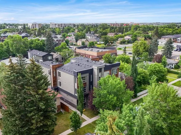 308 S 11th Ave NE #1, Calgary, AB T2E 0Z1