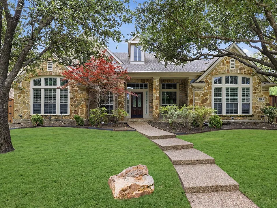 2103 Angel Falls Dr