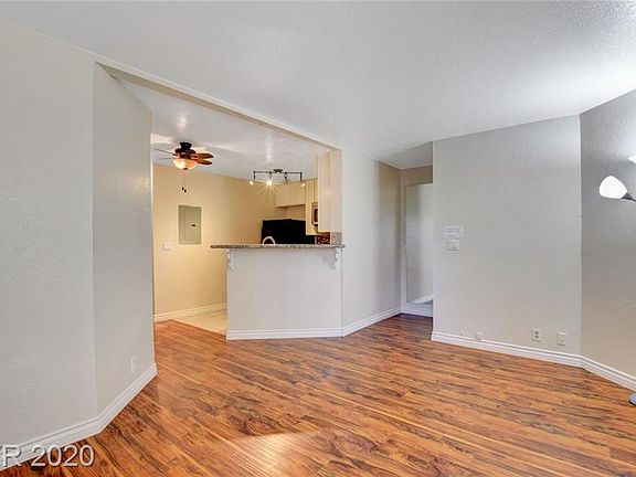 4th image of 540 Elm Dr Unit 105