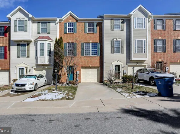 18345 Roy Croft Dr, Hagerstown, MD 21740