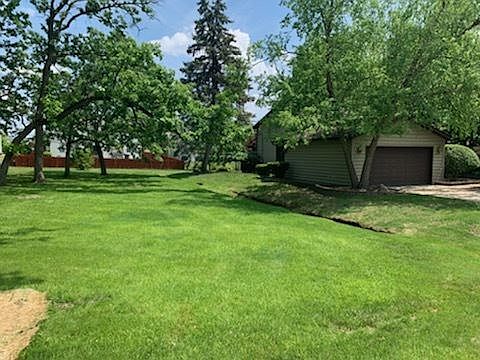 2nd image of 291 Ironwood Dr