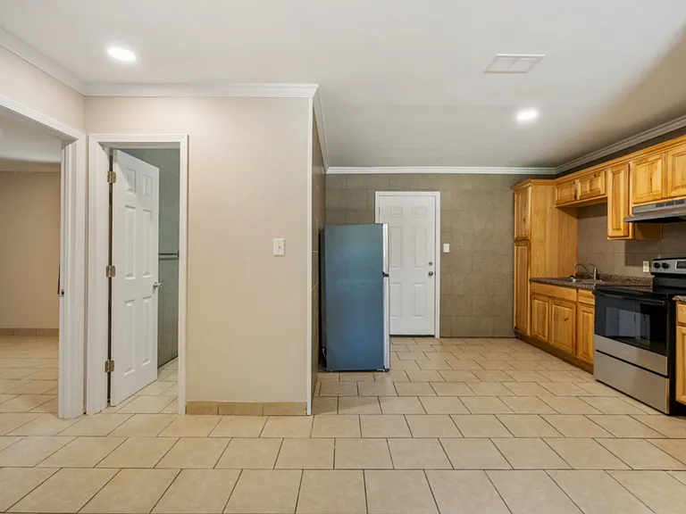 415 W Hannah St #B — Photo 3